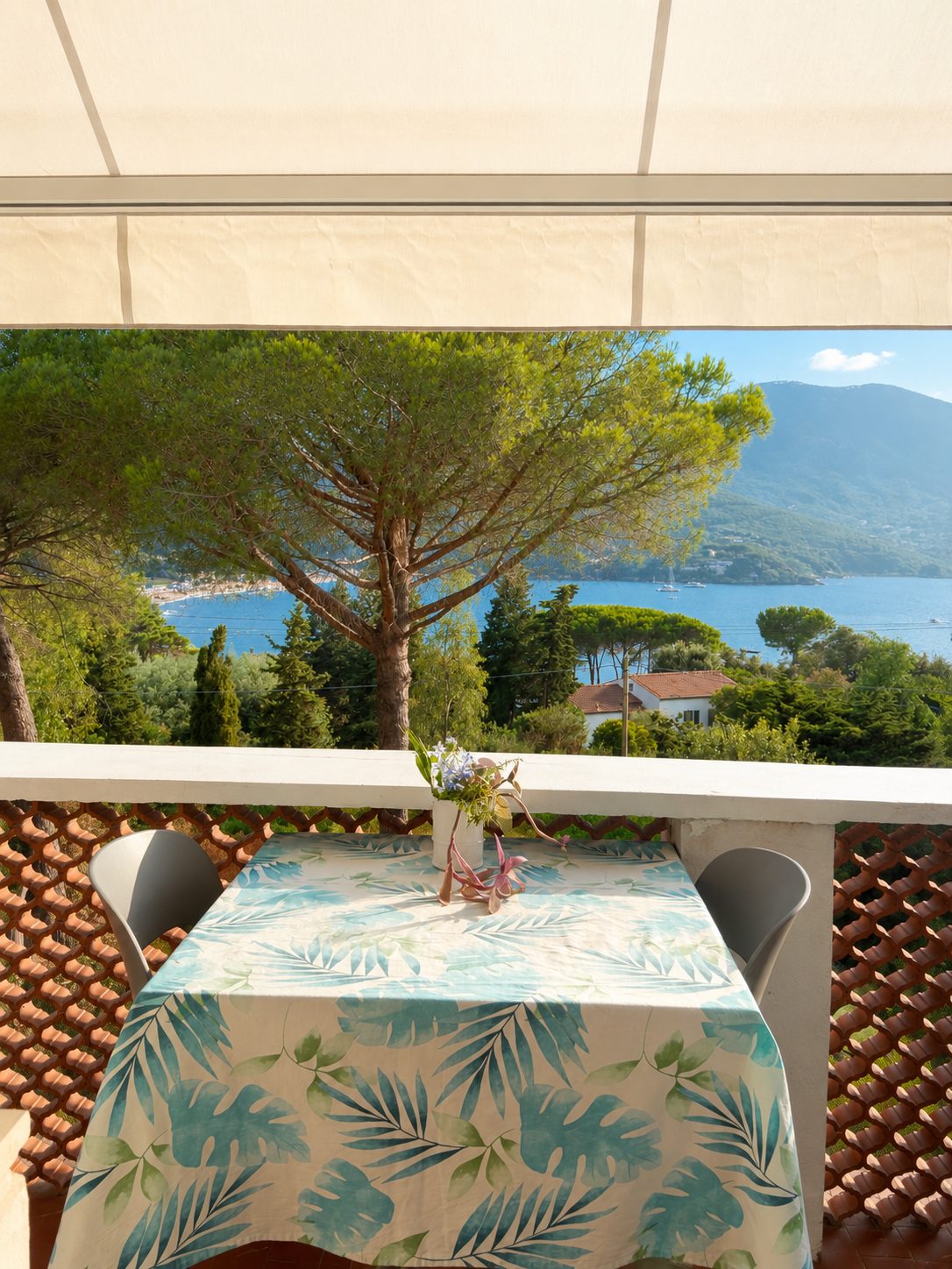 Appartamento Palma — balcone vista mare